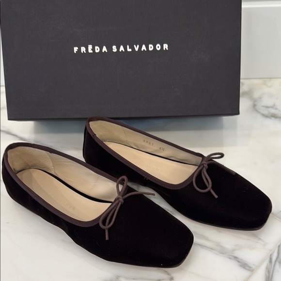 Freda Salvador Shoes - Freda Salvador Black Velvet Ballet Flats with Bow